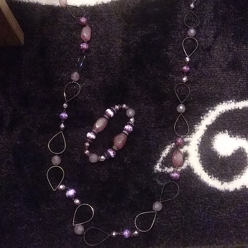 Selling some Premier Jewelry